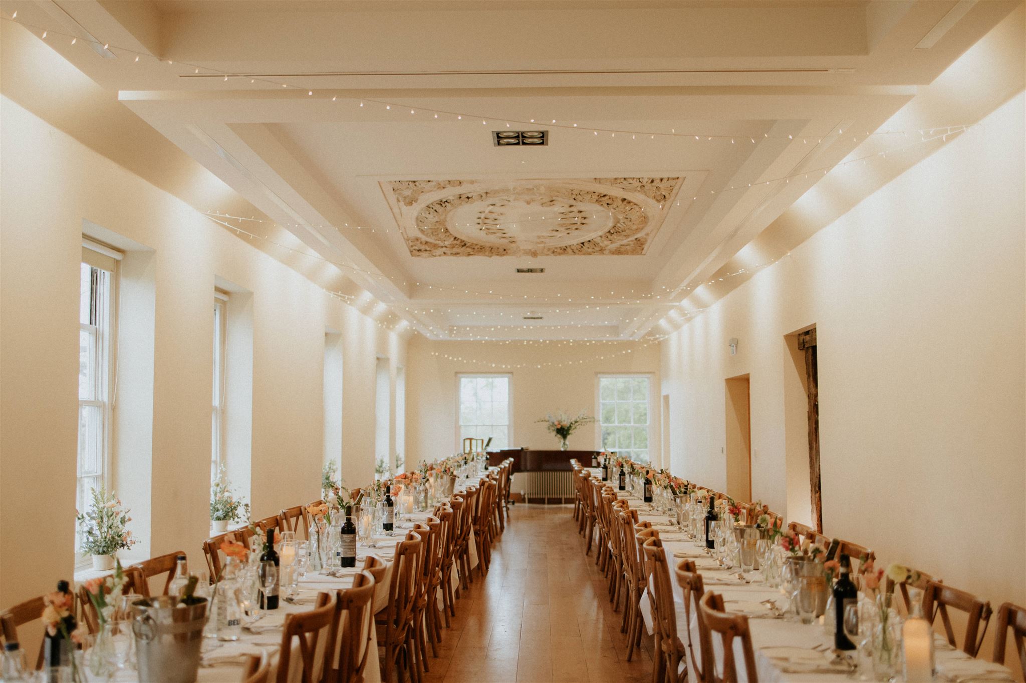 dining in the Long Gallery